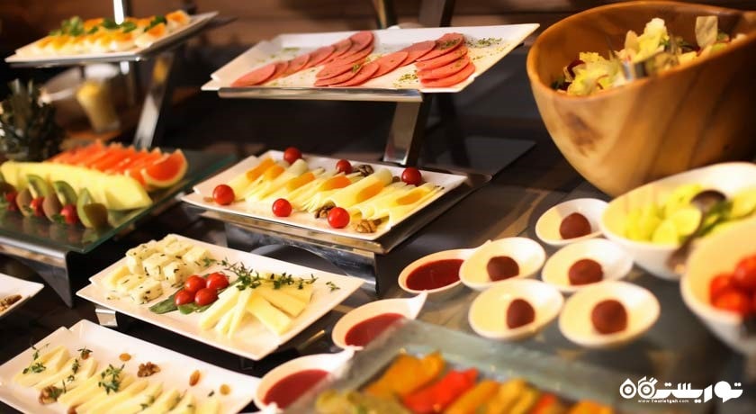 بوفه سلف سرویس صبحانه